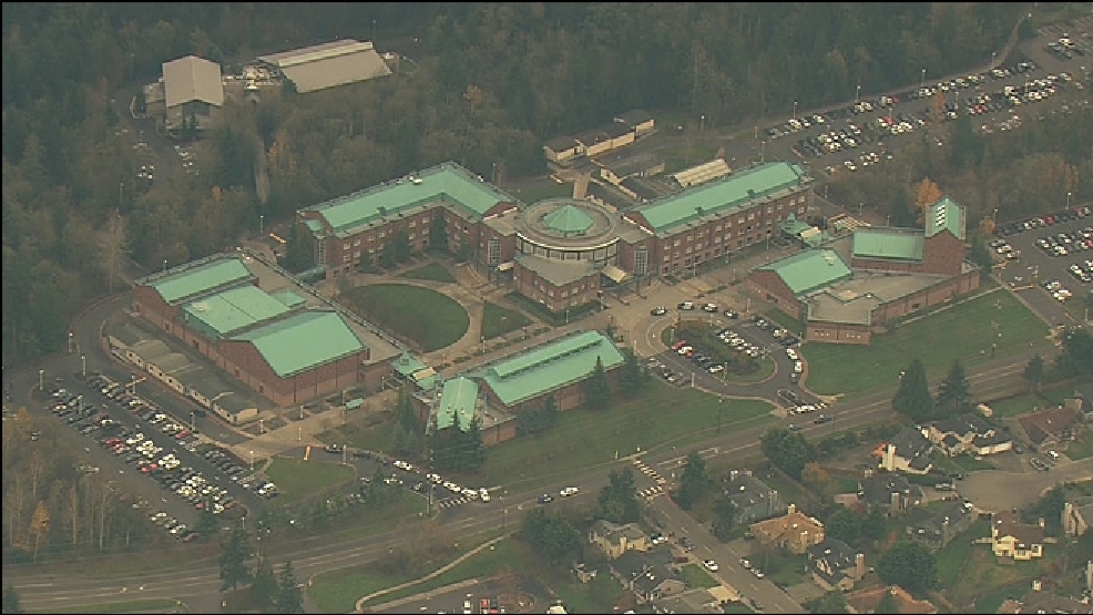 Fireworks scare prompts lockdown at Mukilteo's Kamiak HS KOMO