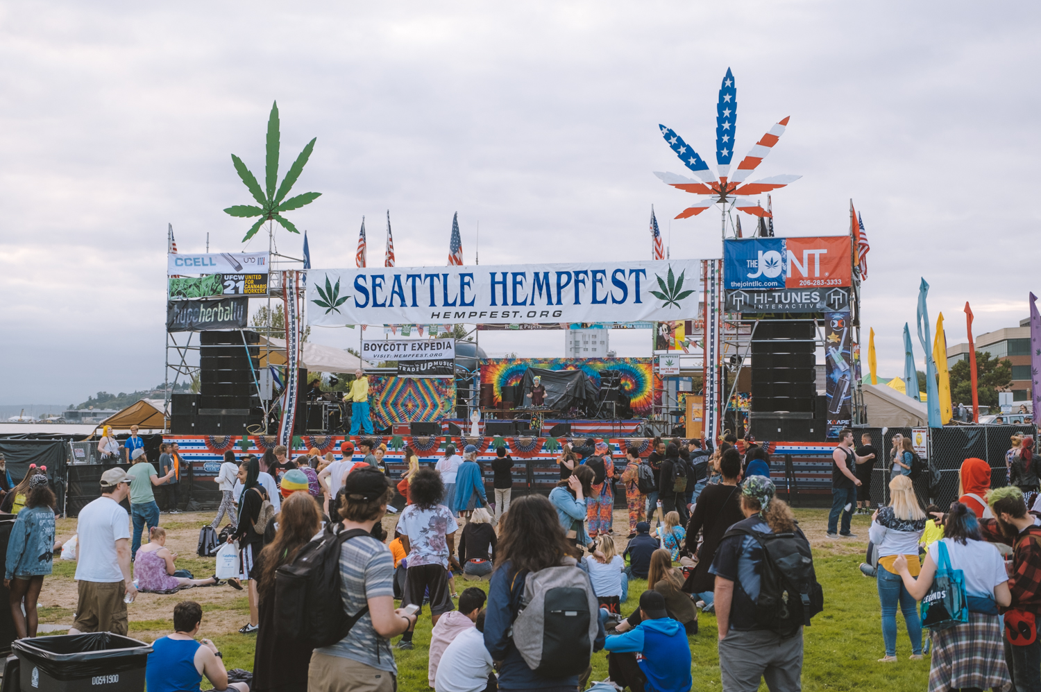 Photos Seattle lights up for the 28th annual Hempfest Seattle Refined