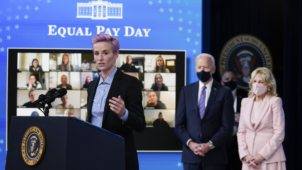 Megan Rapinoe equal pay.jpg Megan Rapinoe equal pay.jpg