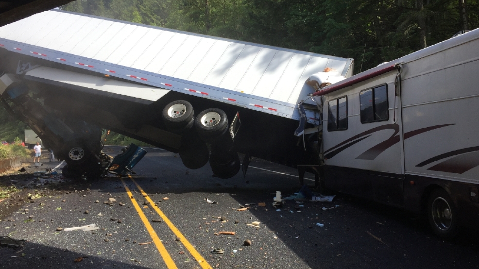 Woman Hospitalized After Semi Truck Hits Rv On Hwy 58 Kmtr