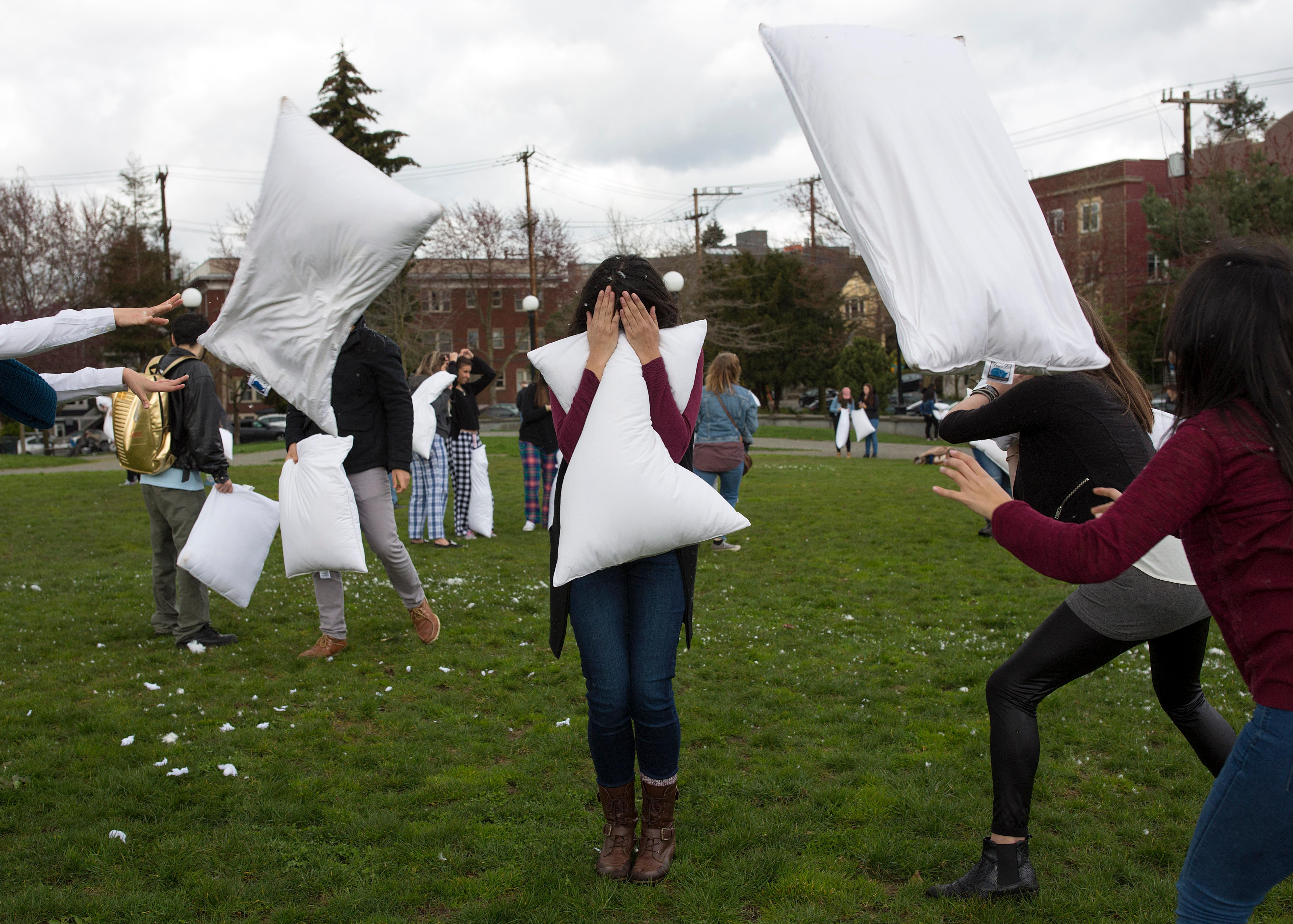 Photos PILLOW FIGHT! Seattle Refined