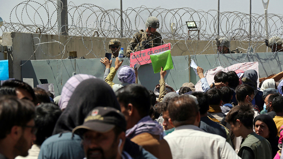 APTOPIX Afghanistan 10977246_082621-cc-ap-kabul-airport-evacuations-img.jpg