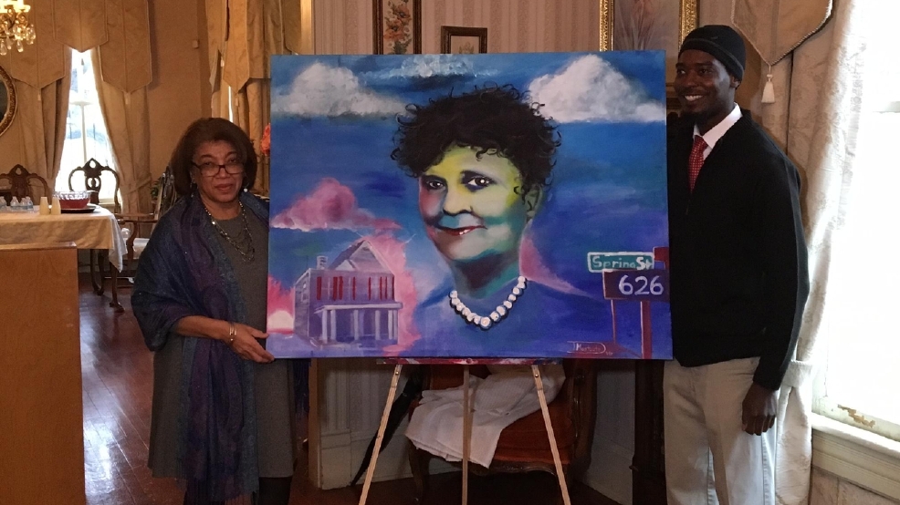 Local artist unveils portrait of Macon icon WGXA