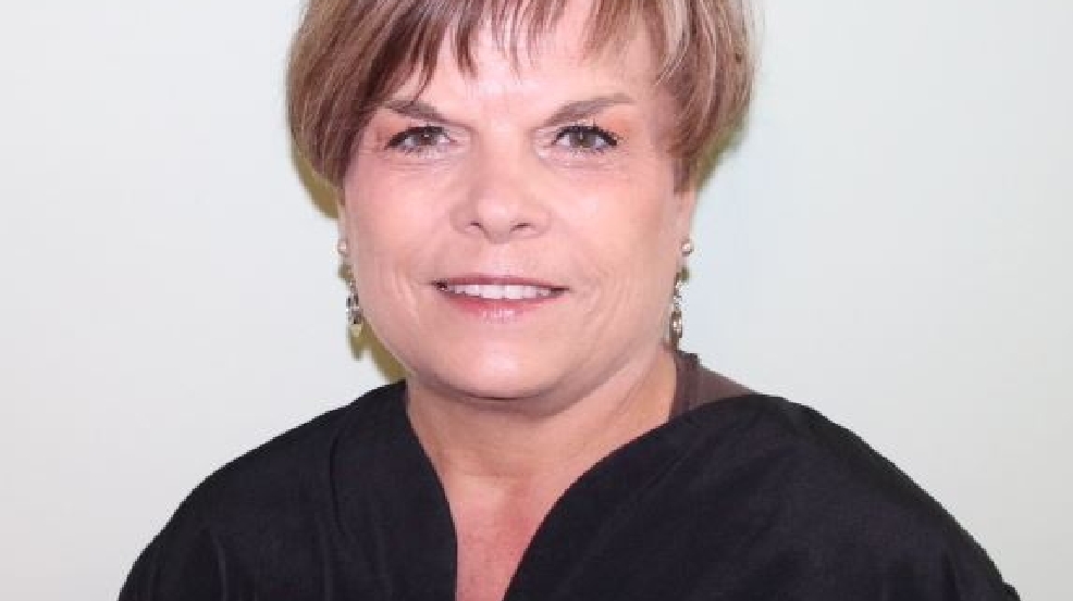 Judge involved with jailing of journalist resigns from judicial