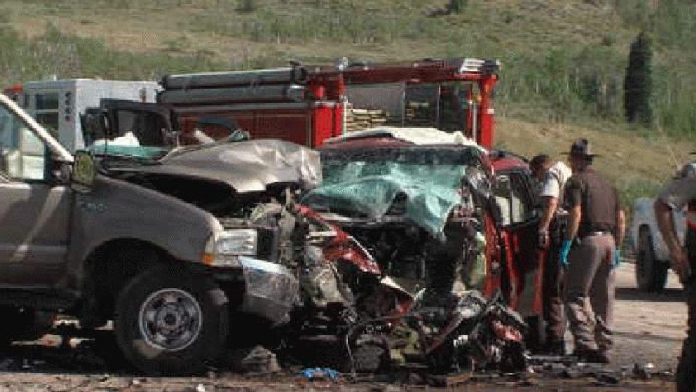Car Accident Logan Utah Today / Car rolls into river in Logan Canyon