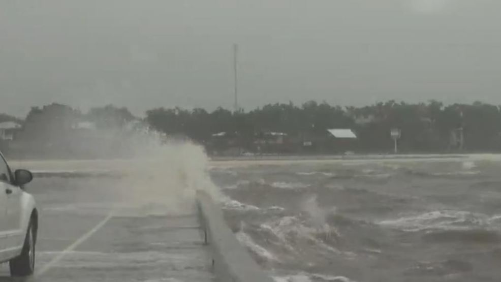 Hurricane Nate approaching mouth of Mississippi River WPEC