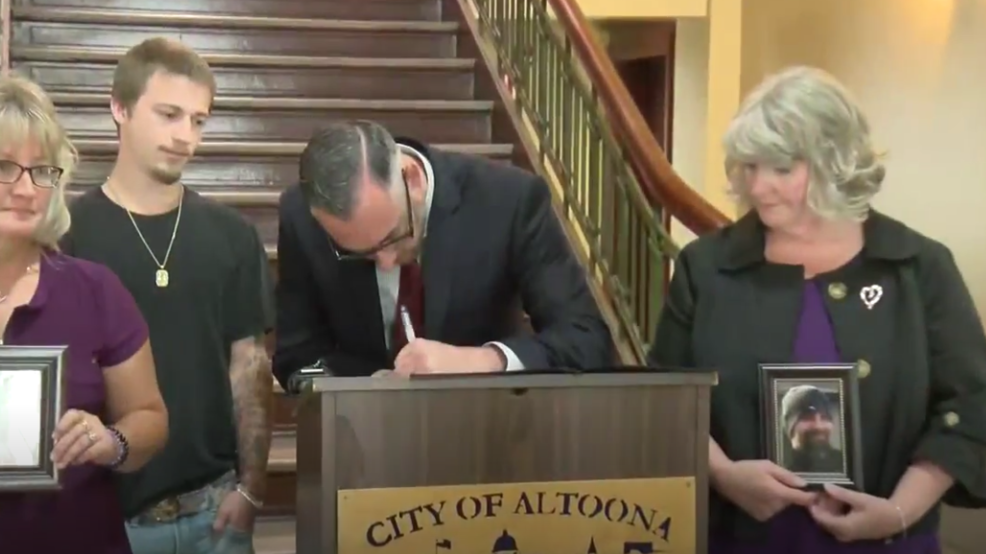Altoona mayor declares Overdose Awareness Day WJAC