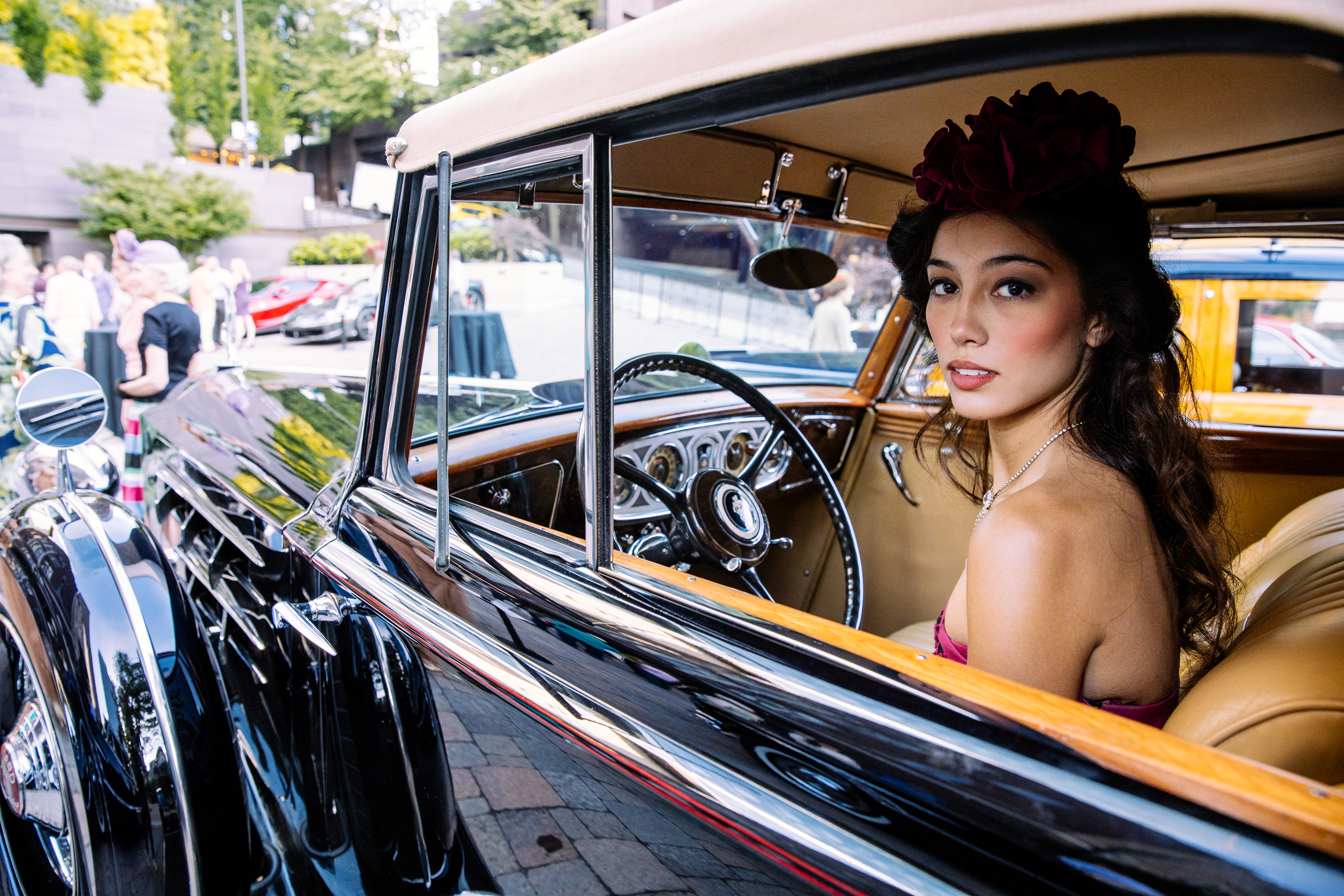 Vintage Fashion & Cars Seattle Goodwill models dazzle in old school